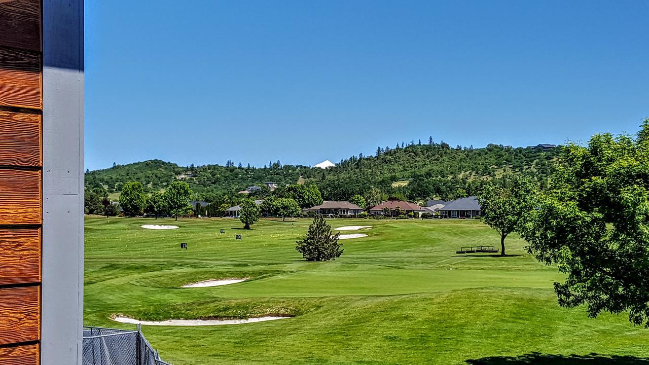 Resort At Eagle Point Golf Club Lodging Zewnętrze zdjęcie